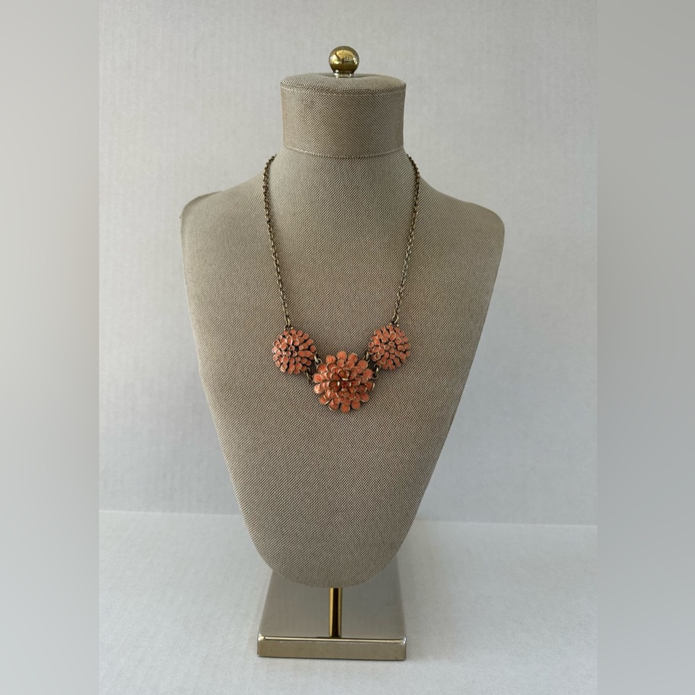 Lucky Brand Coral or Pink  Flower Statement Necklace